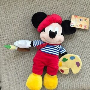 Disney Store Paris Mickey Mouse with beret, paint brush and peo paint 🎨 pallet.